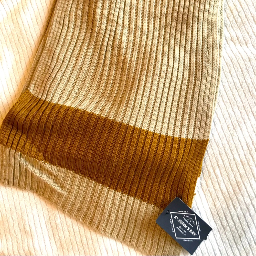 St. John’s Bay Scarf